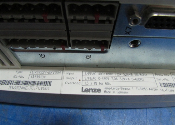 Lenze EVS9324-EKV004 সার্ভো কন্ট্রোলার 9300 সিরিজ 400/480 VAC 3.0 KW (4 HP)