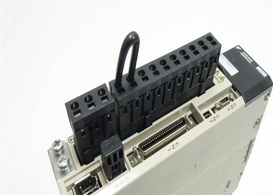 SGDV-7R6A05A Yasakwa ব্র্যান্ড নিউ এসি সার্ভো এম্প্লিফায়ার 1kw মূল