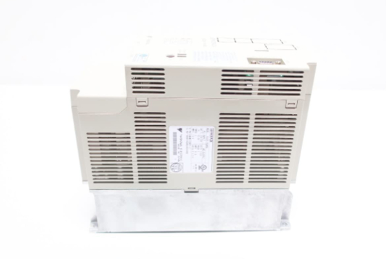 Yaskawa SGDB-15ADG AC SERVO AMPLIFIER 200-230V 10A 1.3KW অবস্থান নিয়ন্ত্রণ