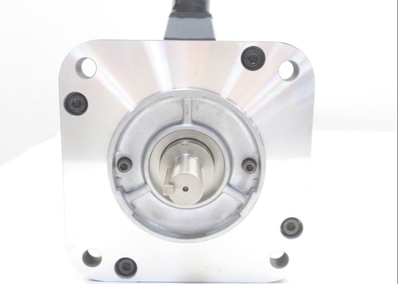 YASKAWA USAFED-15-HG11 সার্ভো মোটর 2000rpm শ্যাফ্ট সহ UTOPI-600UB এনকোডার