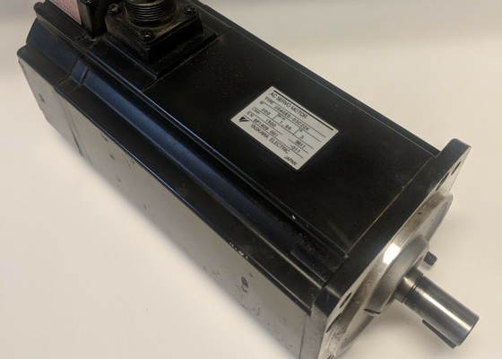 YASKAWA USAGED-03C22K এসি সার্ভো মোটর 300 W 8192 পিপিআর ইনক্রিমেন্টাল এনকোডার