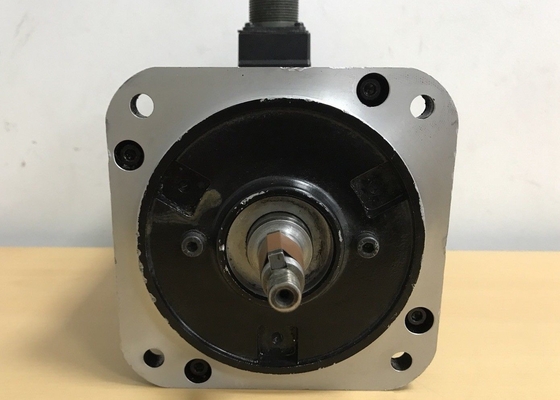 YASKAWA USAGED-03C22K এসি সার্ভো মোটর 300 W 8192 পিপিআর ইনক্রিমেন্টাল এনকোডার