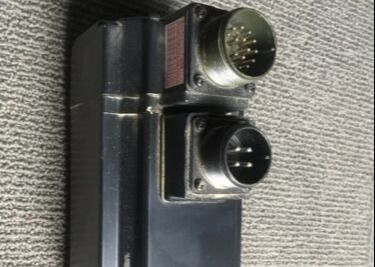 YASKAWA USAGED-02VBE11 মোটরস এসি সার্ভোমোটর ০.১৫ কিলোওয়াট ৩এ ২০০ভি ইইউ অটোমেশন