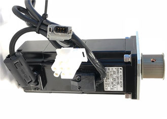 শিল্পকৌশল Yaskawa বৈদ্যুতিক এসি Servo মোটর 0.91A 200V জাপান SGMAH-02A1A6C