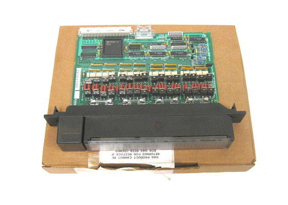 GE FANUC IC697MDL350, 120 VAC 0.5 Amp, 32-Point Discrete Output Module