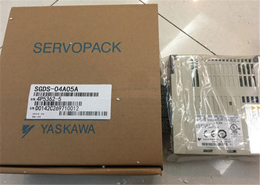 200 - 230 Input Volatge Industrial Servo Drives 100W Power SGDS-04A05A