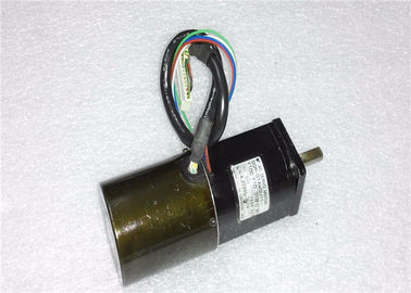 1PCS New In Box Industrial Servo Motor Yaskawa 0.87A  200V  100w  SGM-01AWSU11