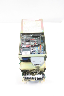 CACR-SR03TZ9SMY01A YASKAWA Servo Control Servopack Controller CACR SR Series