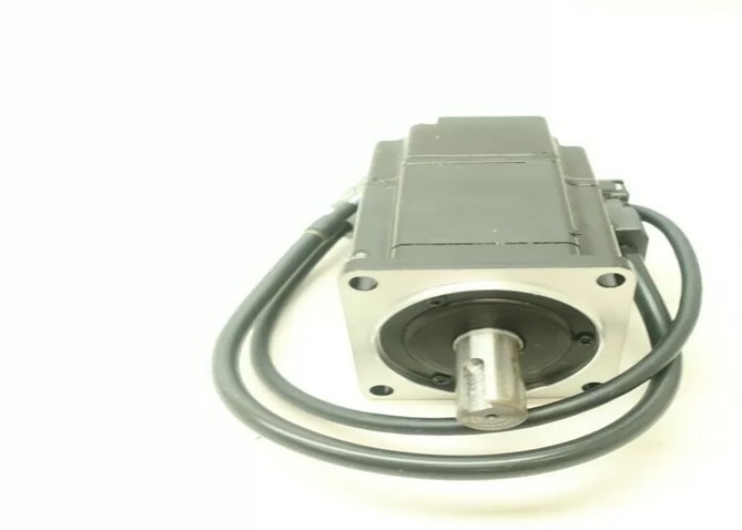 ইয়াসকাওয়া SGMAH-02BBAB1 200V এসি সার্ভো মোটর ব্র্যান্ড নতুন মূল